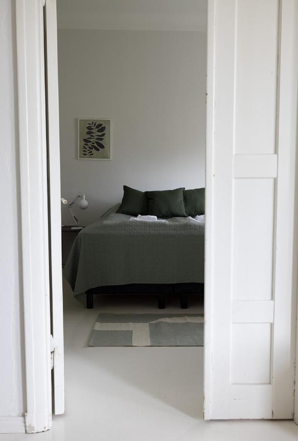 2Ndhomes City Center 2Br Apartment With Balcony And Sauna By Kaisaniemi Park Helsinki Exterior foto